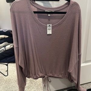 Mauve lightweight longsleeve with scrunch tie bottom